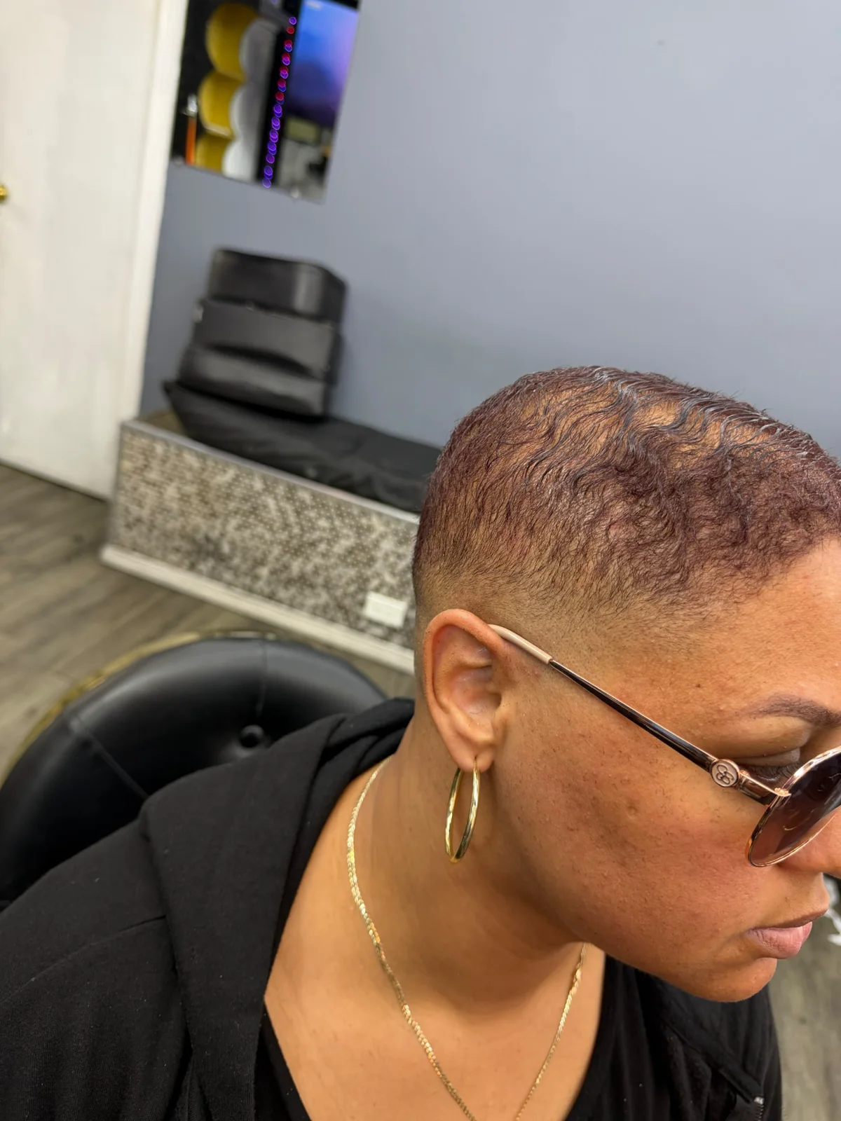 Corte corto para mujer hecho en El Pequeño Barbershop, Reading PA